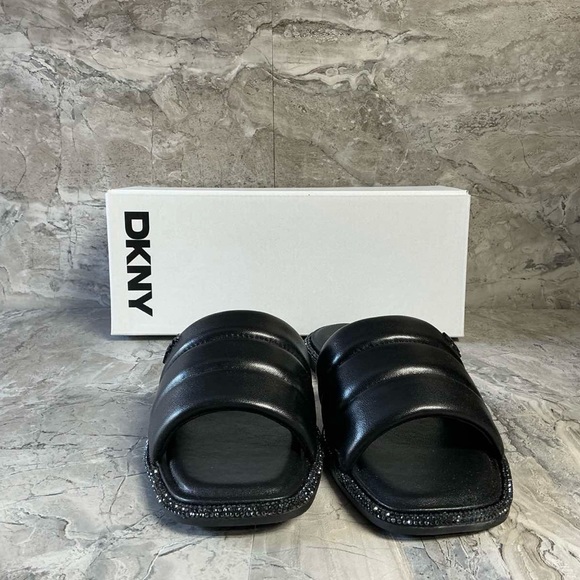 DKNY Bethea Quilted Slip-On Slide Sandals - Picture 7 of 8